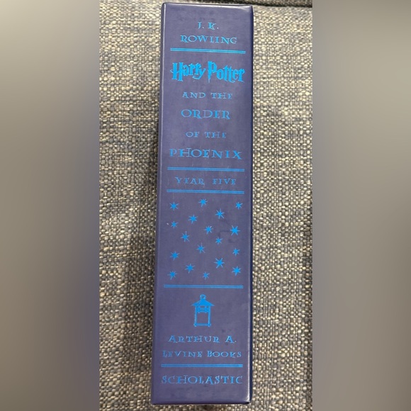 Harry Potter Order of the Phoenix Hardcover Deluxe Edition w/ Slipcover Box - Picture 5 of 13